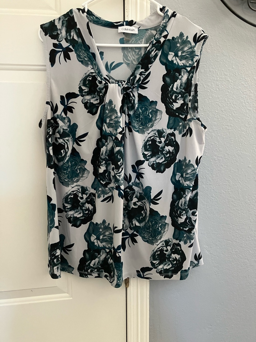 Calvin Klein White Sleeveless Floral Tie-Neck Camisole in Teal and Black